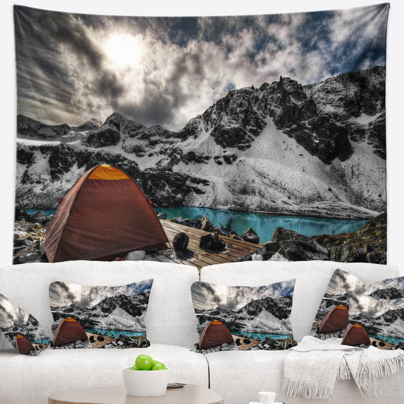 Tapisserie turquoise camping au-dessus de "landscape", H 32 po x l 39 po