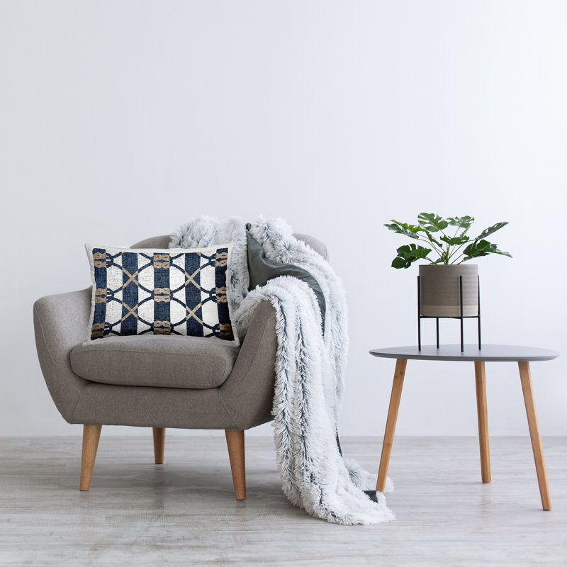  Striped Polyester Throw Pillow