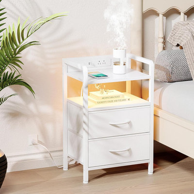 Table de chevet avec table de chevet - table de chevet blanche avec station de charge et bande lumineuse à DEL, table de bout avec tablette de rangement et 2 tiroirs en tissu, ports U-s-b