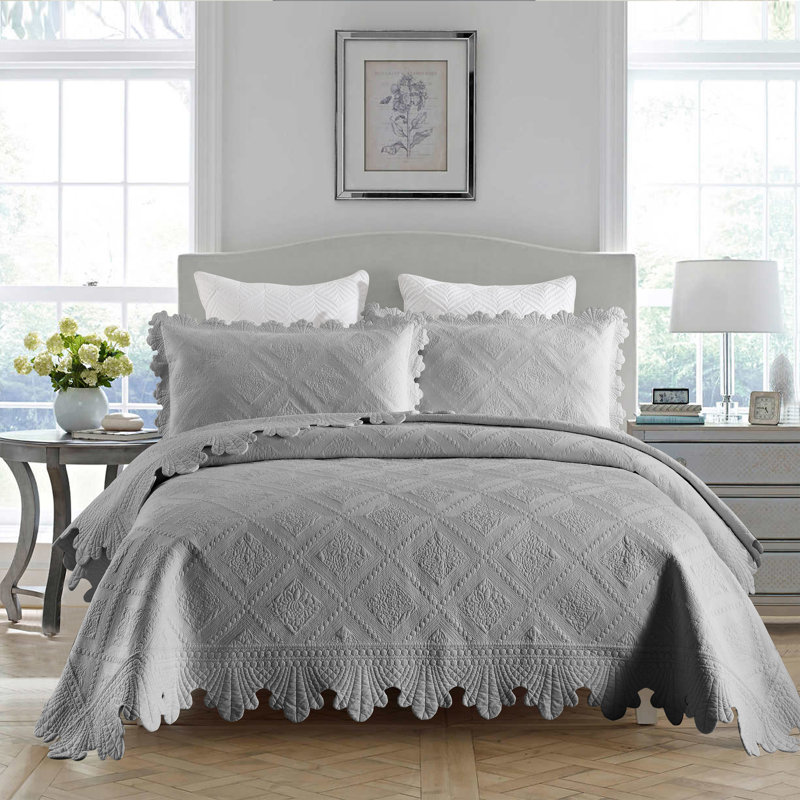 Tkembroidery Cotton Abstract Bedding, Queen Quilt + 2 Standard Shams, Light Gray