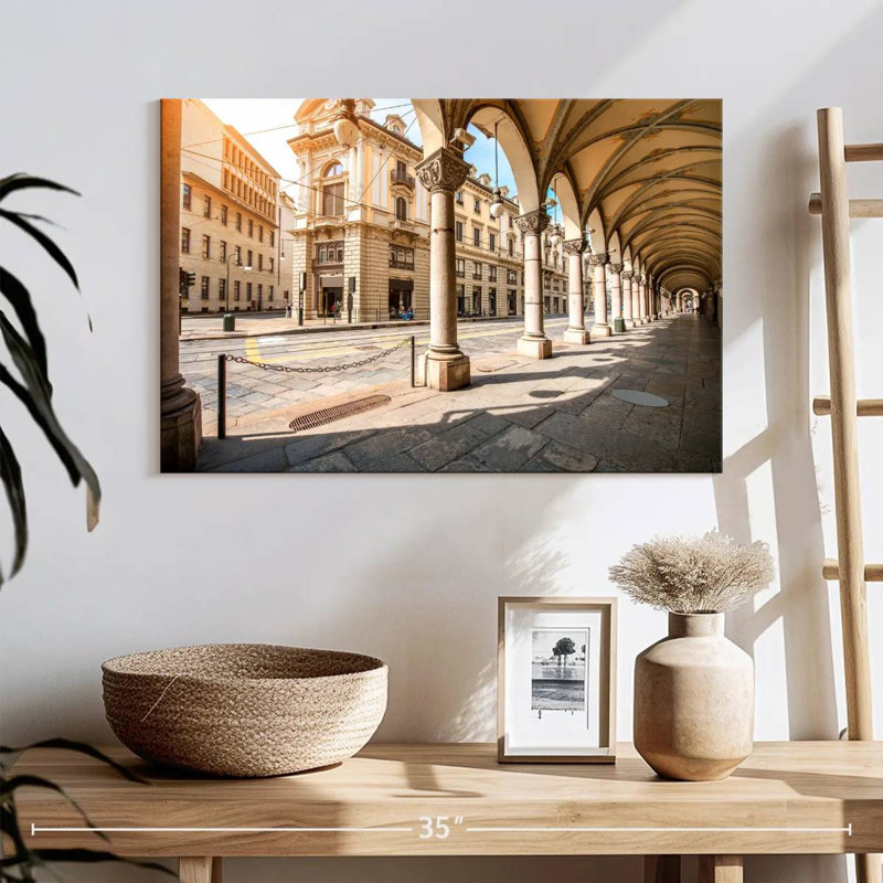 Rue centrale à Turin, H 16 po x l 24 po