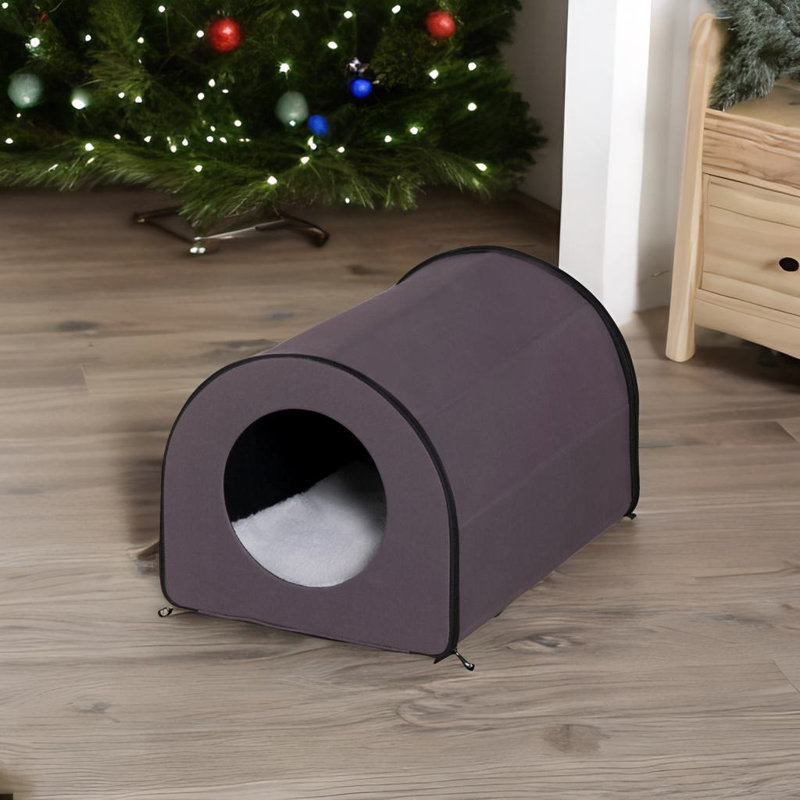 Dome Heated Cat House