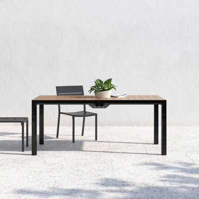 Armbrister 8 - Person Plastic Dining Table