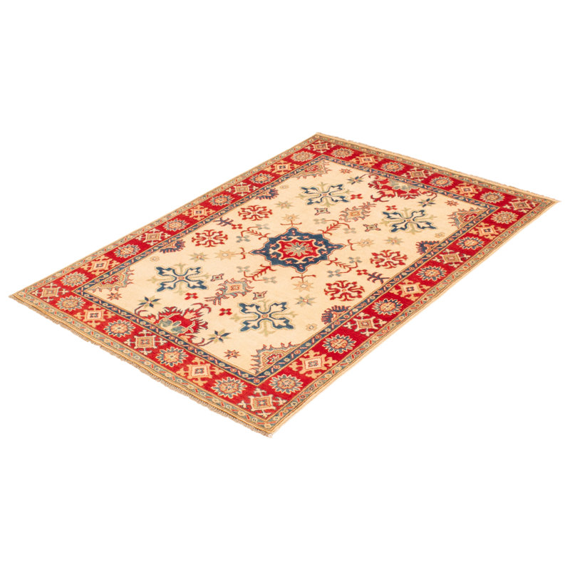 Tapis ivoire Finest Ghazni 4 pi 9 po x 6 pi 7 po