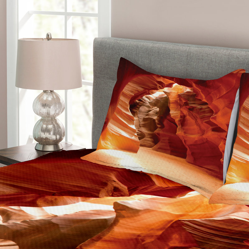 Red/Orange/Brown 100% Microfibre Bedspread, 220 x 264 cm