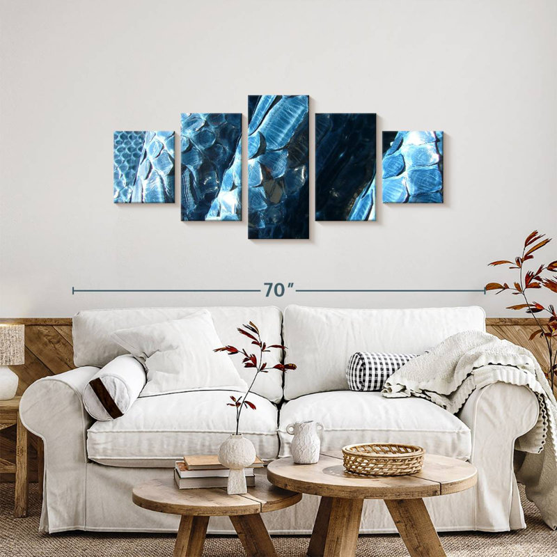 Peau de serpent bleu, H 24 po x l 55 po