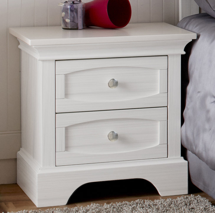 Eadoin 24'' W Nightstand, White