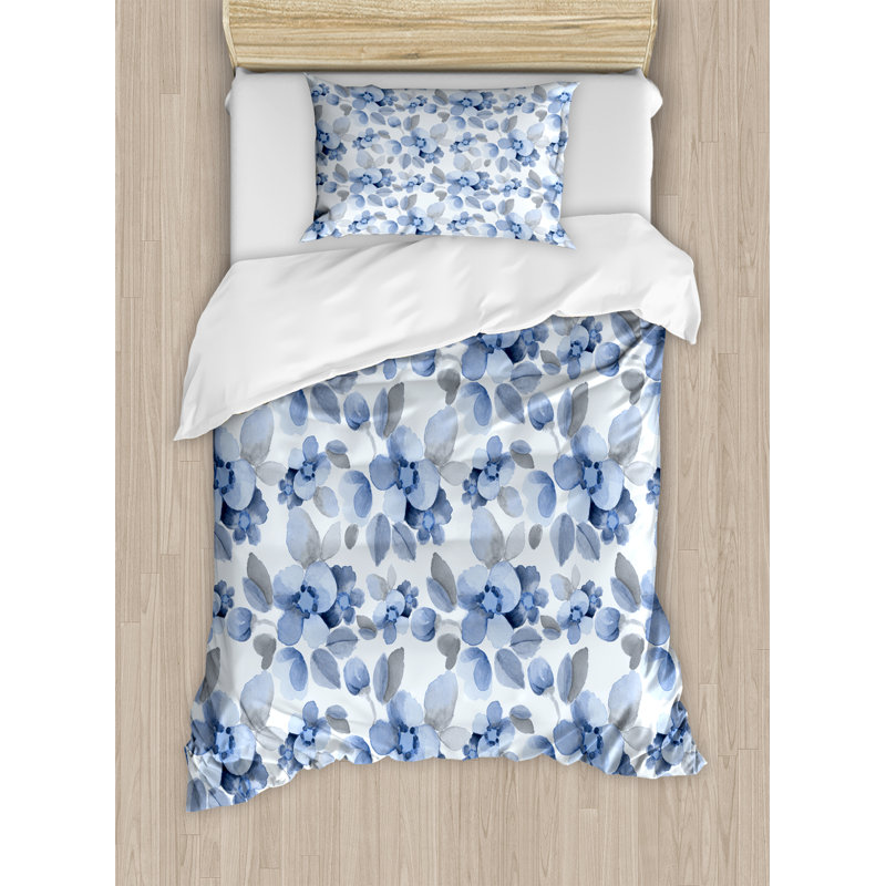 Traditional Floral Duvet Cover, Twin