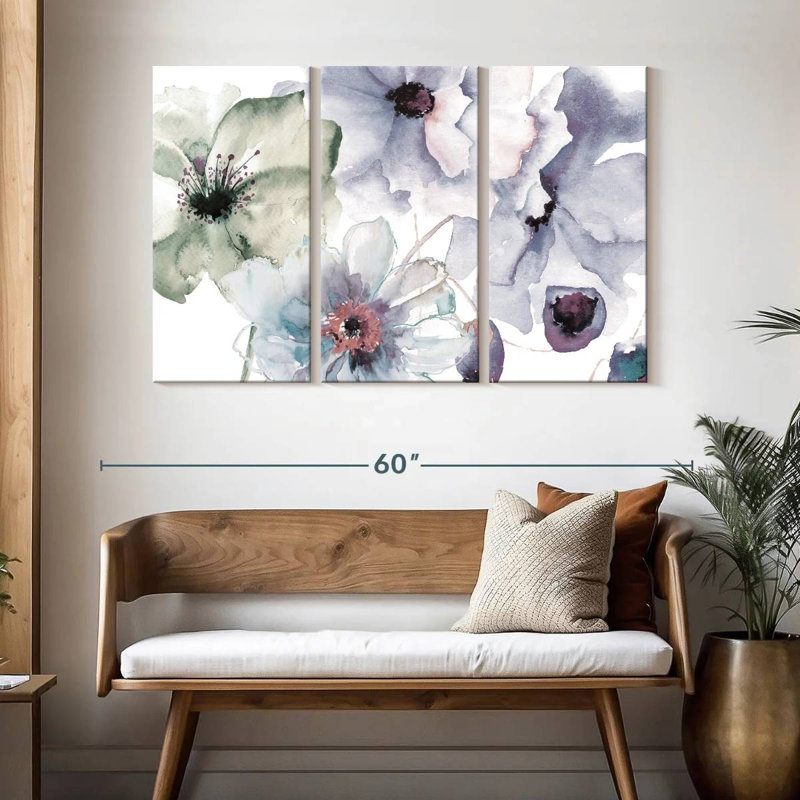Harnek à fleurs bleues II, H 48 po x l 74 po