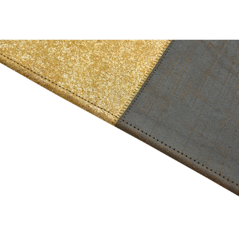 Tapis doré Jake