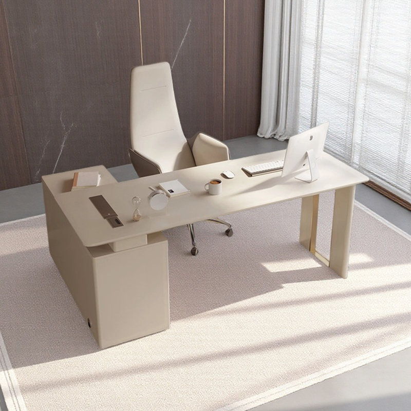 Bureau moderne, simple et élégant