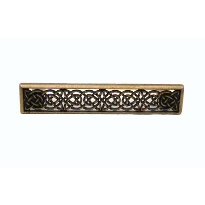 Celtic Style 3 7/8" Center to Center Bar Pull