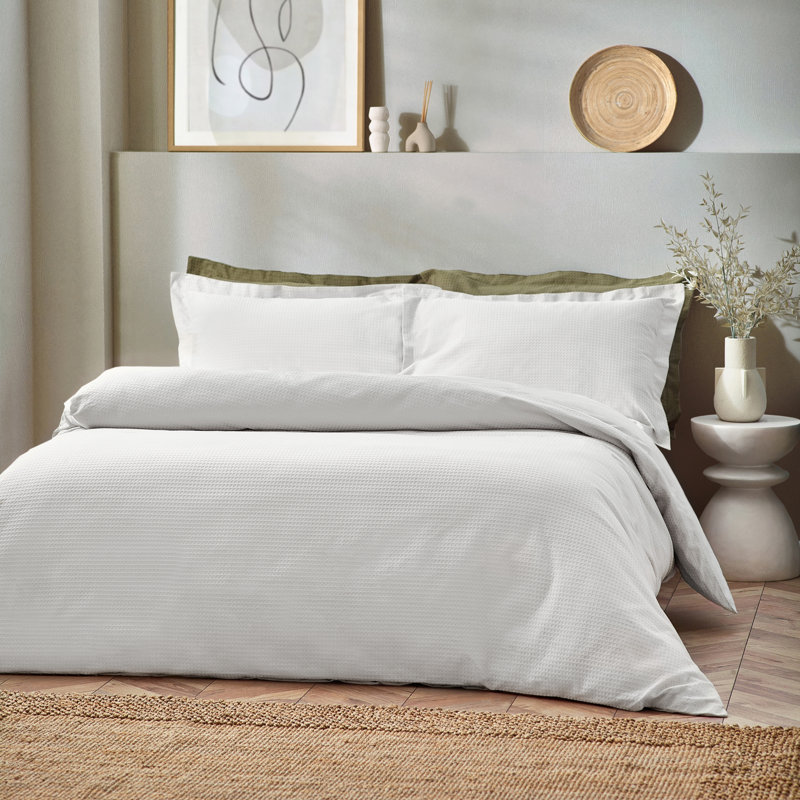 Waffle Textured 100% Cotton Duvet Cover Set, Super King Duvet Cover + 2 Standard Pillowcases, White