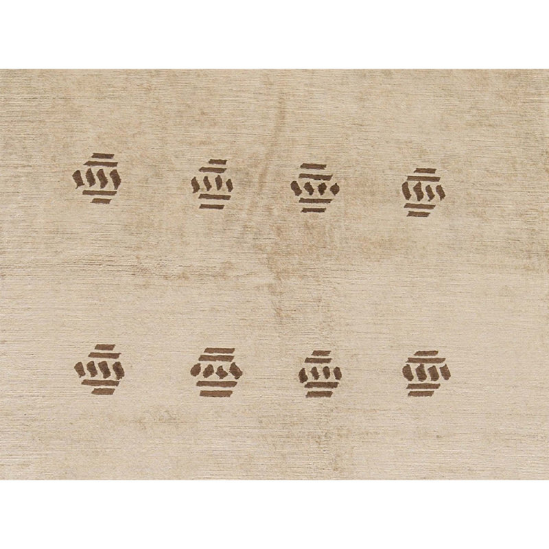 Hand-Knotted High-Quality Beige Area Rug