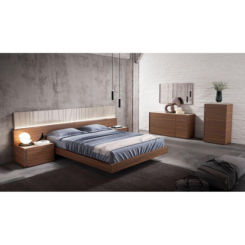 Mcgruder Panel Bed, Queen, Walnut