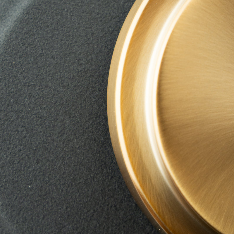 Buntingford Steel Wallchiere