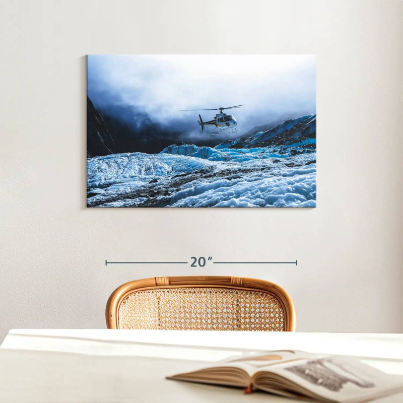 Hélicoptère Mehar au-dessus d'un glacier, H 16 po x l 24 po