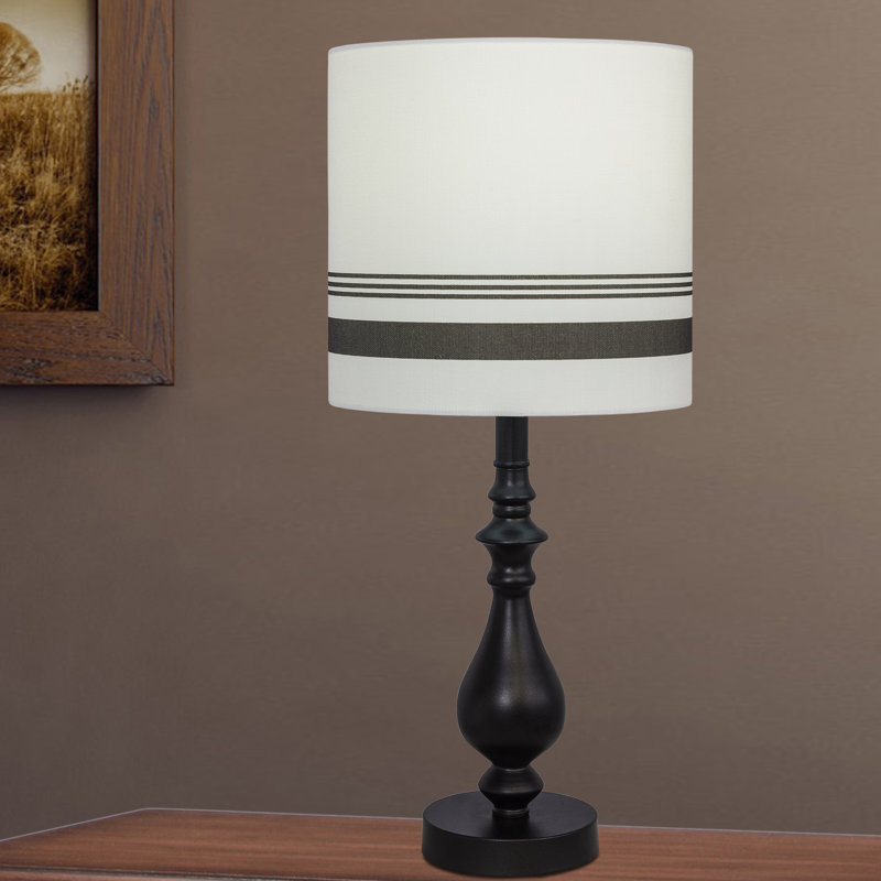 Lampe de table noire 20,5 po Knarr