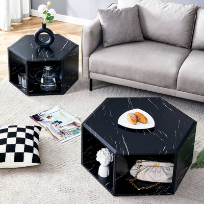 Table basse hexagonale moderne en noir. Choix de rangement fonctionnels. Différentes tailles. Facile à nettoyer. Structure stable, noir avec