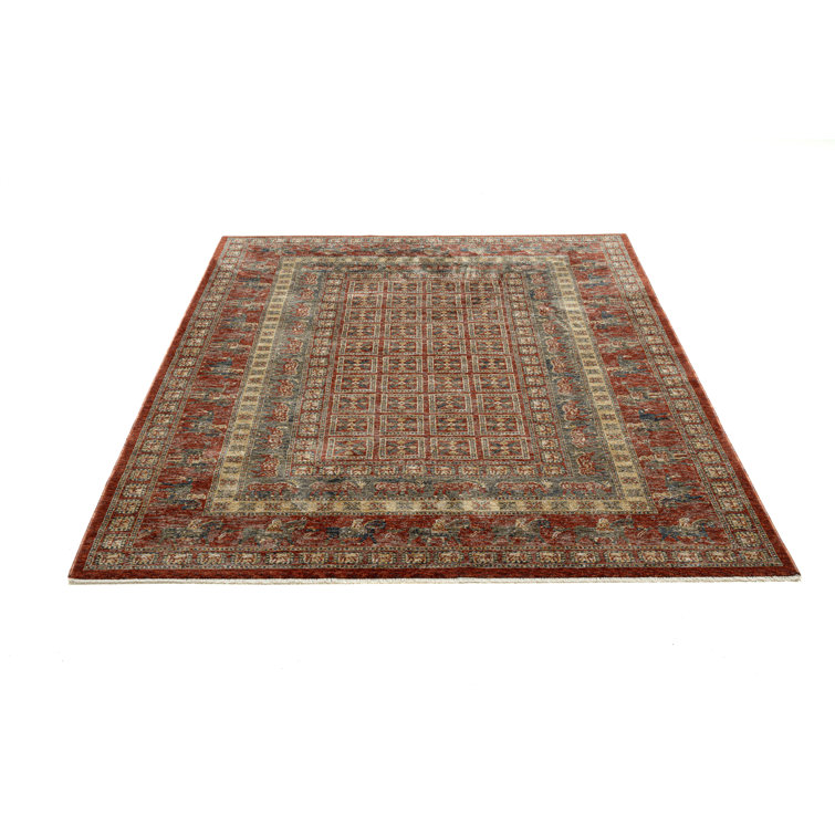 Machine Woven Brown/Red Indoor Rug