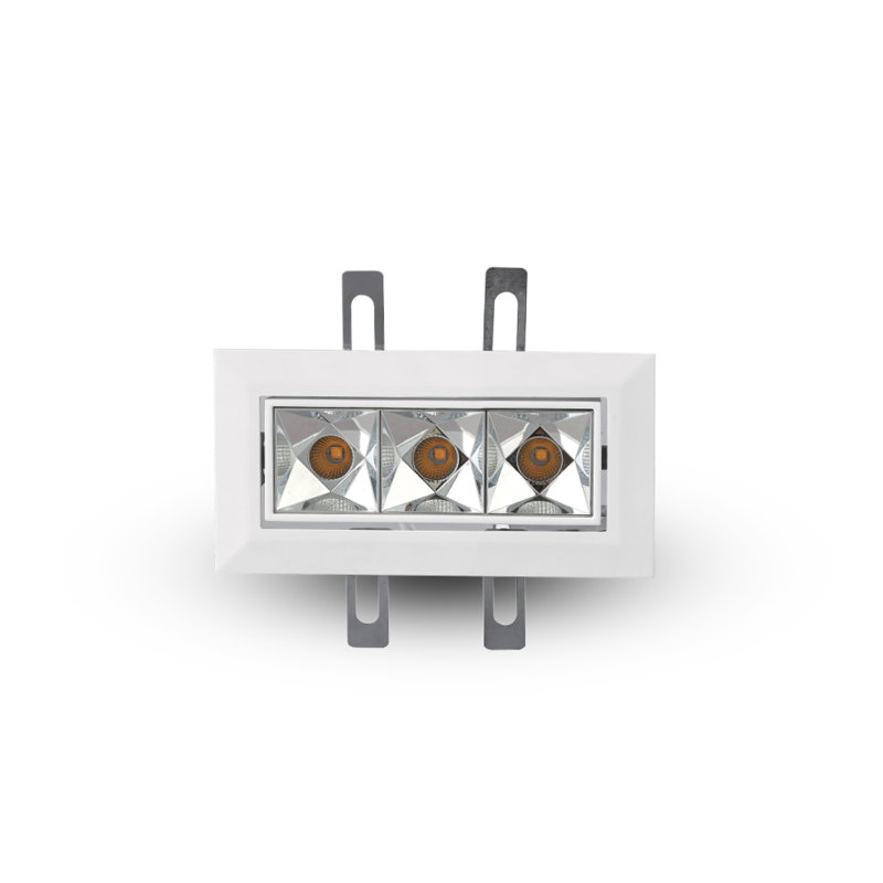 Luminaire encastré réglable à 3 lumières Rubik à certification intégrée ETL avec garniture, angle de faisceau 34