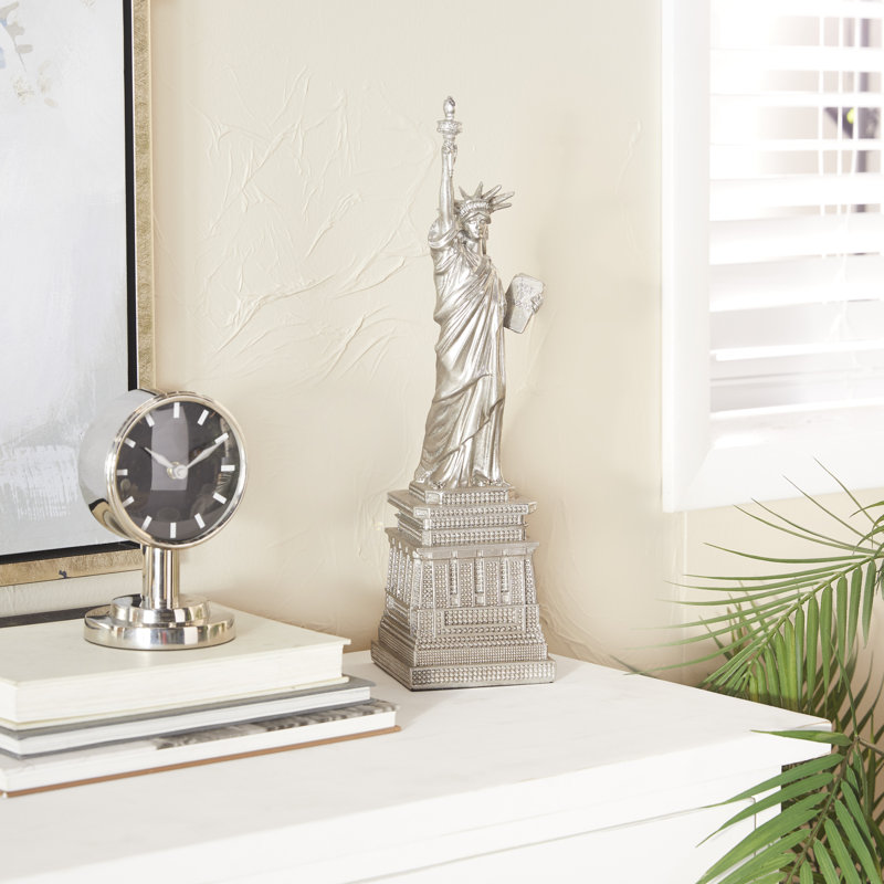 Scenic & Cityscapes Figurines & Sculptures, Silver