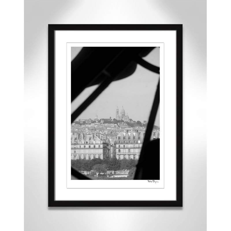 Sacré-Couer - reproduction de Paris par Mike Ragan, H 23 po x l 17 po x P 1,25 po, Papier avec cadre simple noir