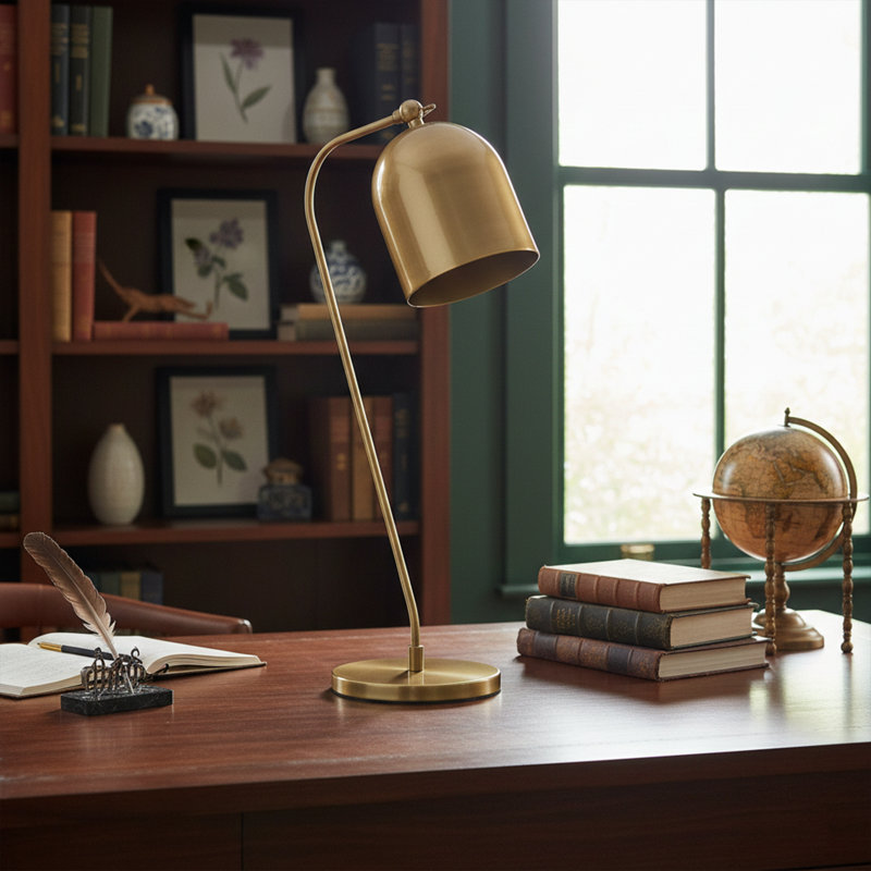 Lampe de bureau en métal 24 po avec abat-jour cloche Auerbach, Doré