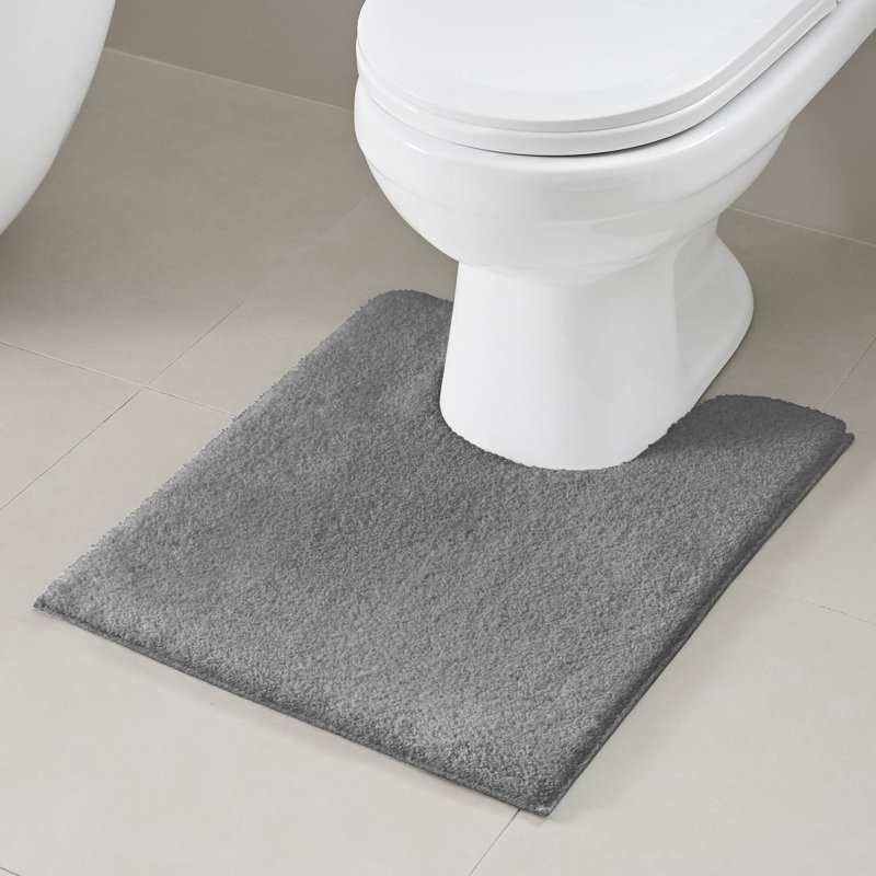 Marshmallow Grey Rectangle Quick Dry 20x24'' Bath Rug with Non-Slip Backing, Gray, Contour- 24" L x 20" W