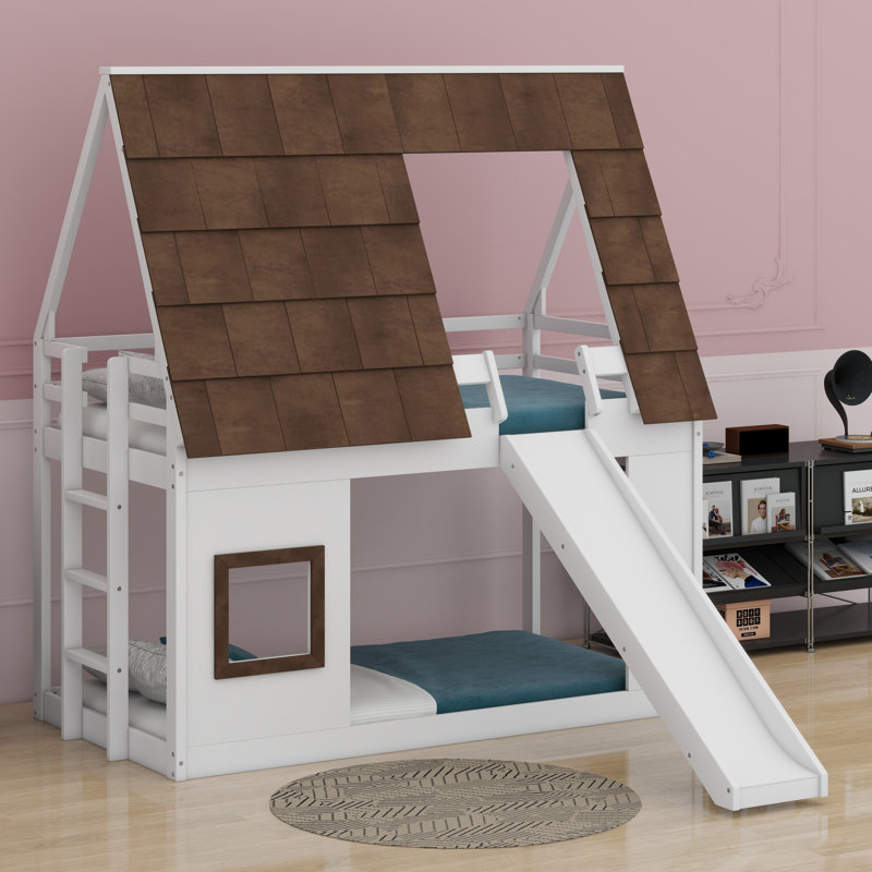 Lit superposé en bois avec toit, échelle et glissade Wood House
