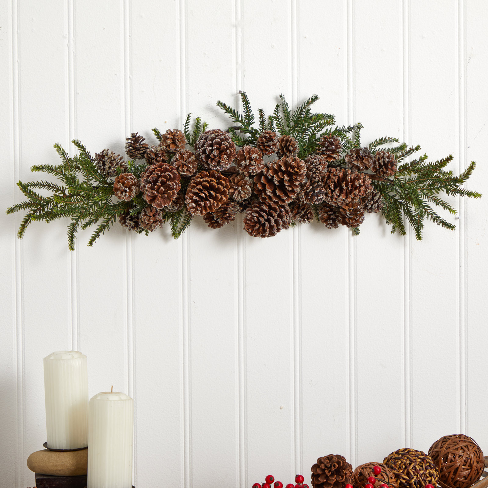 28" Frosted Christmas Swag
