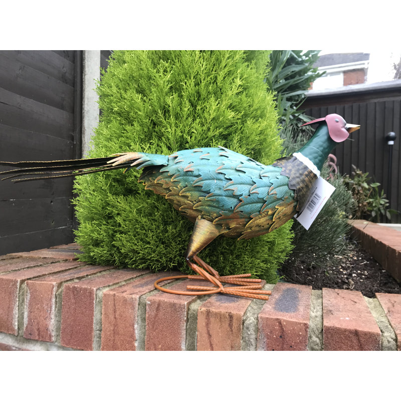 Noyack Metal Garden Statue