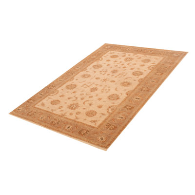 Tapis ivoire noué à la main unique 6 pi 5 po x 9 pi 10 po Chobi