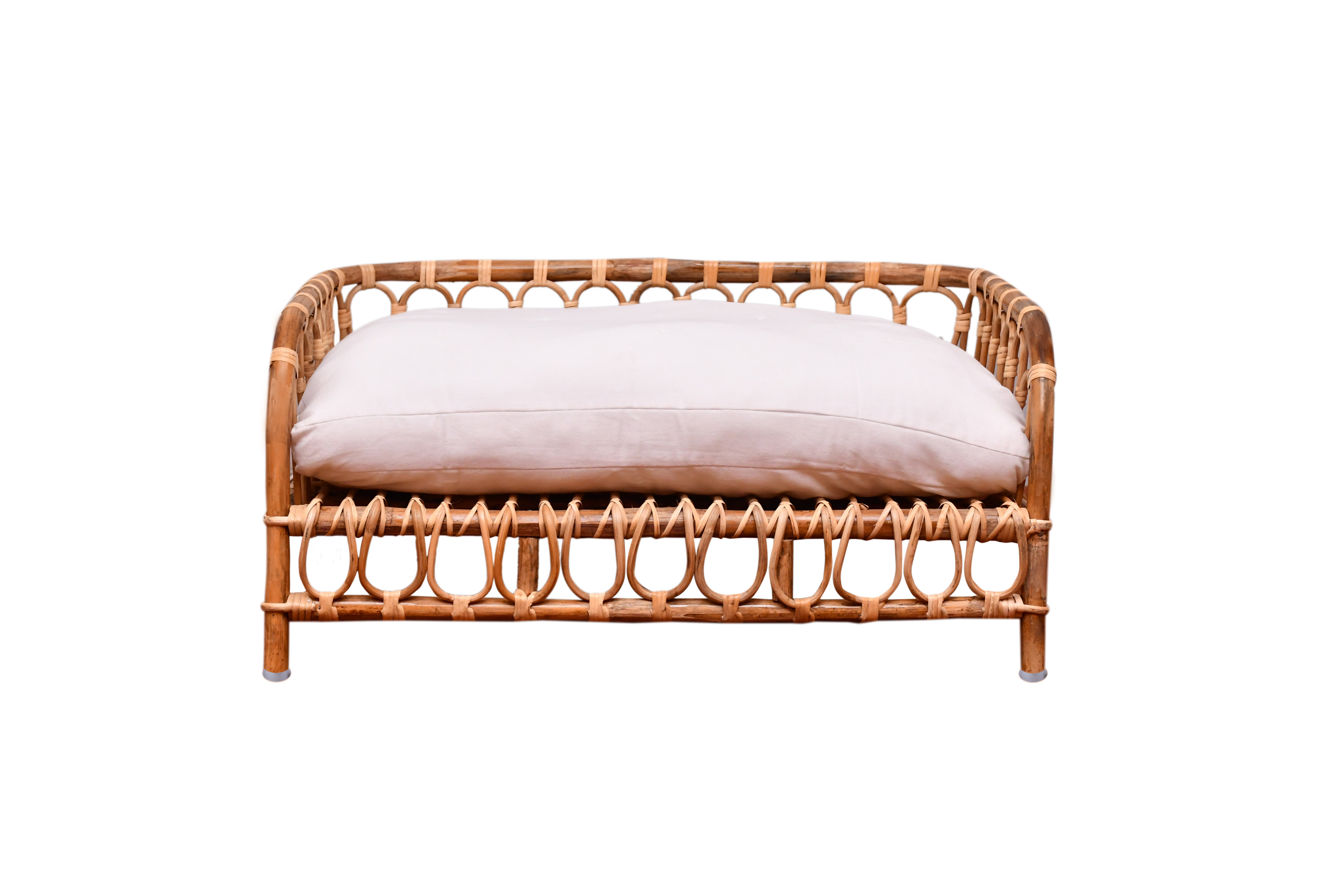 https://assets.wfcdn.com/im/44298248/compr-r85/2471/247144741/rattan-pet-bed-wcushion.jpg