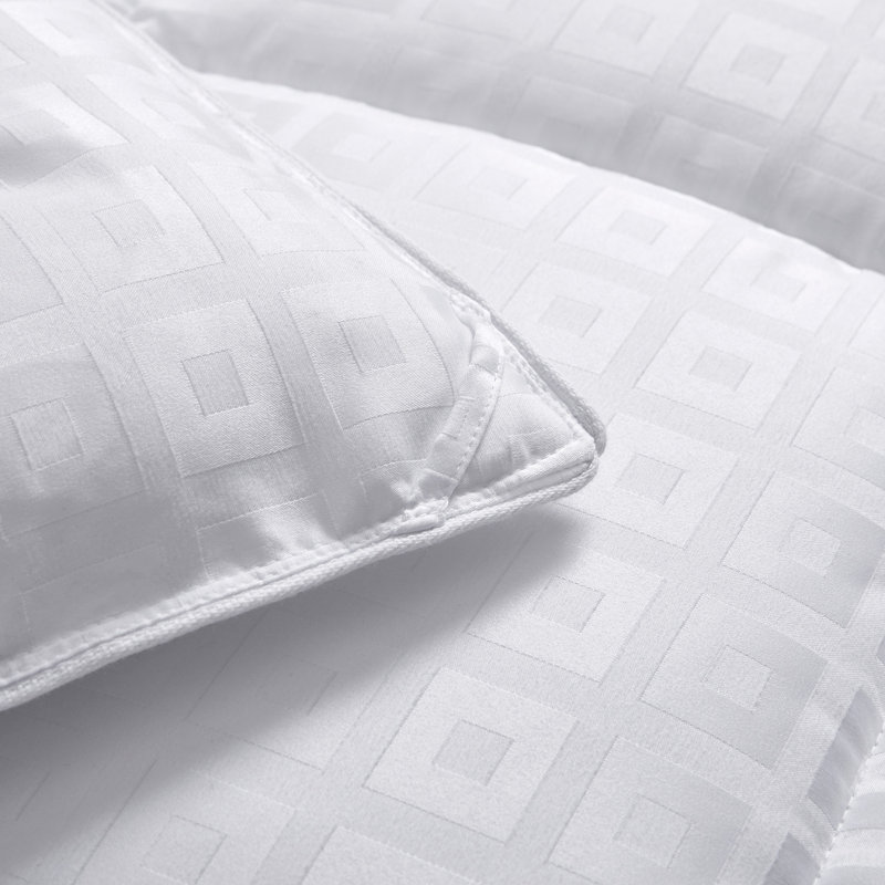 King Size White Microfiber Down Alternative Comforter