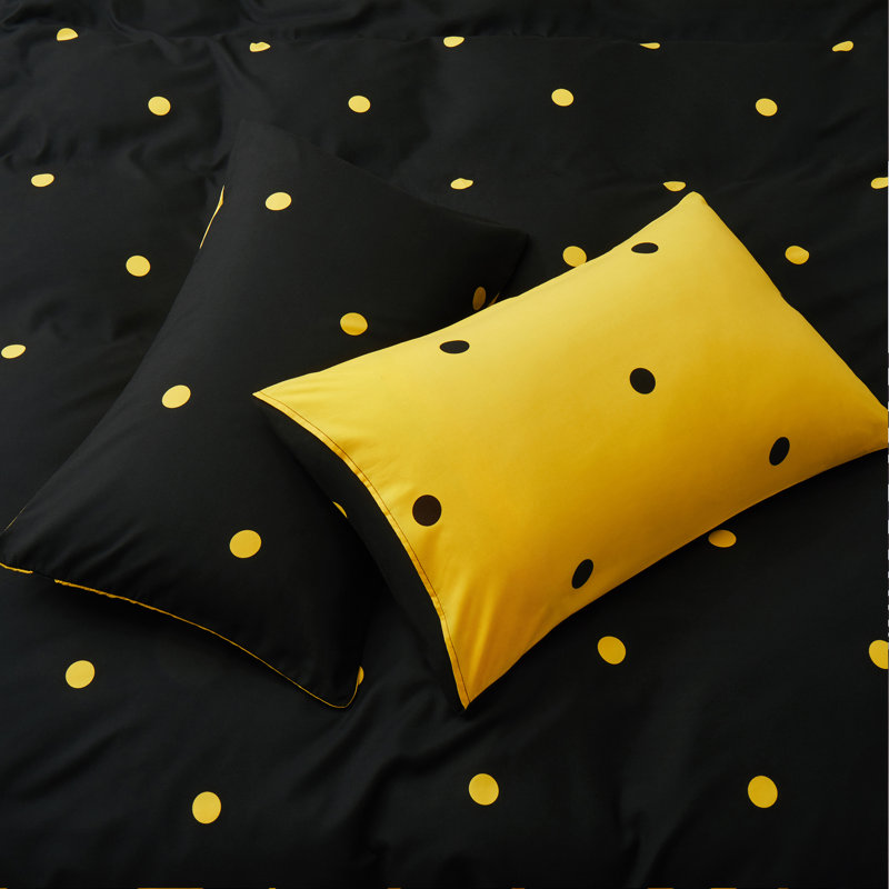 Microfiber Flora Reversible Duvet Cover with Pillowcases, King Duvet Cover + 2 Standard Pillowcases, Black/Yellow Polka Dots