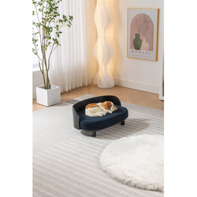 Lit pour chien surélevé de style scandinave