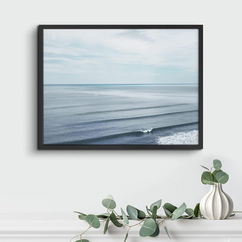 Rising Sea Waves Meet the Shore Coastal Ocean - Photographie avec cadre photo, Cadre noir