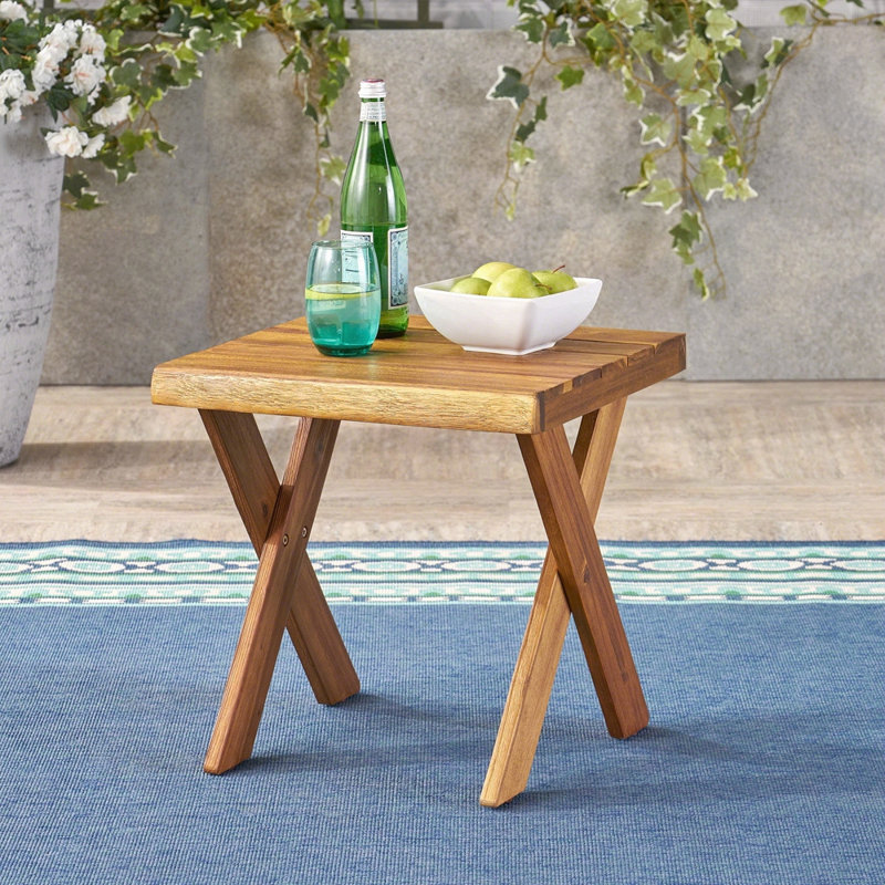 Table d'appoint compacte 27,5 po