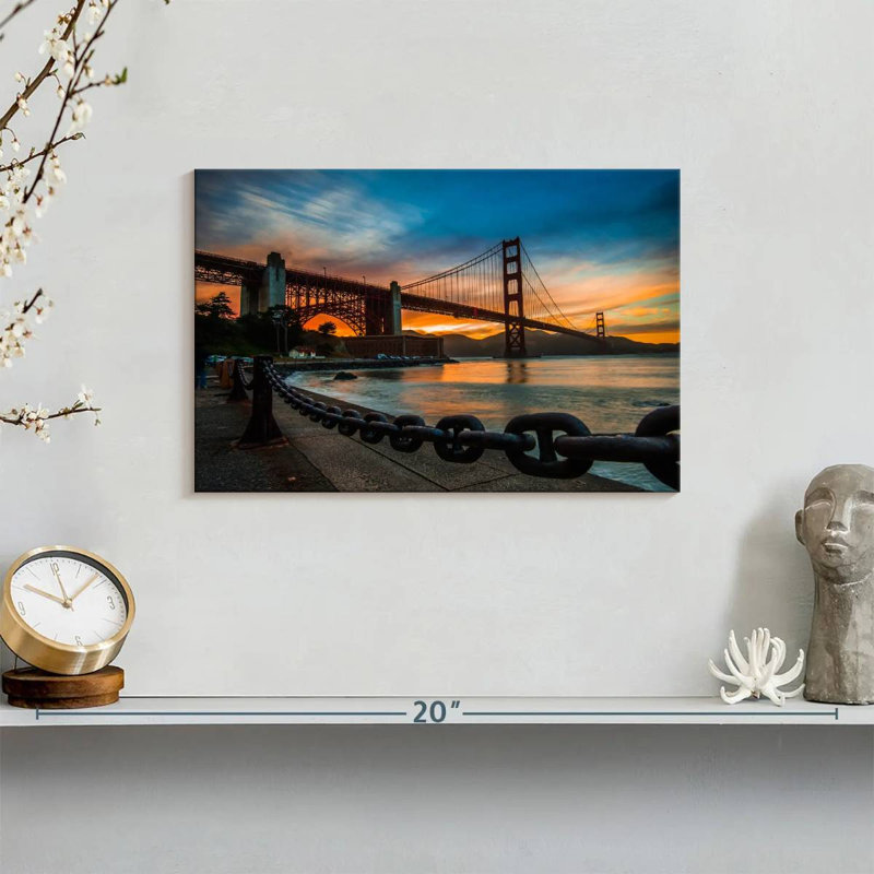 Lilie Golden Gate Promenade, 8" H x 12" W
