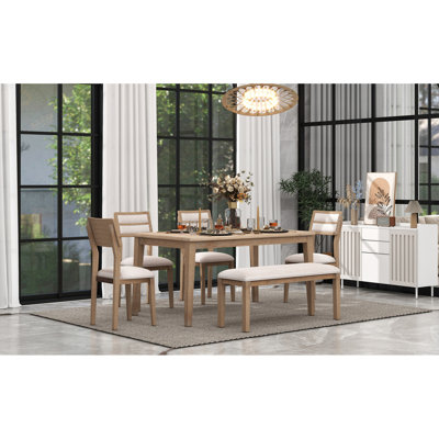 6 Table à manger classique en bois naturel délavé. Table en bois d'hévéa. 4 chaises rembourrées. Fabrication de chaise ergonomique. Formez une organisation traditionnelle. Laver la table, le bois, le contreplaqué.