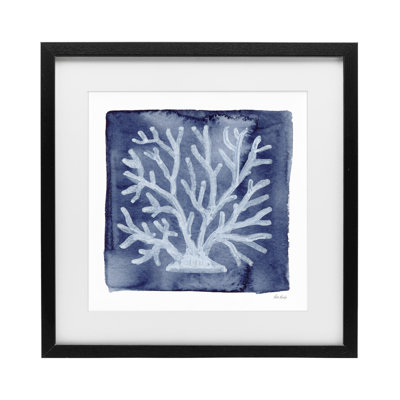 Reproduction sous verre encadrée de corail blanc sur fond indigo, design par Patti Bishop