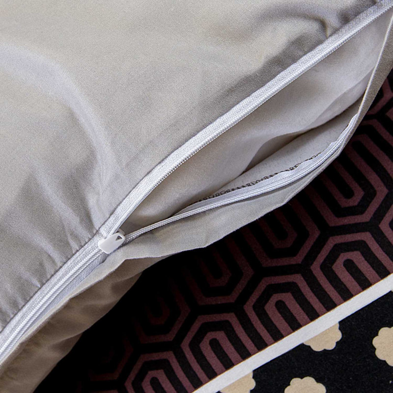 Polyester Duvet Cover Set with Pillow Shams Included