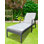 Chaise longue d'extérieur en rotin et osier