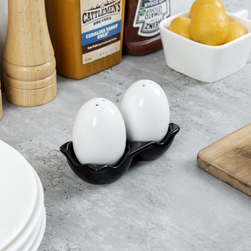 Salt And Pepper Shaker Set