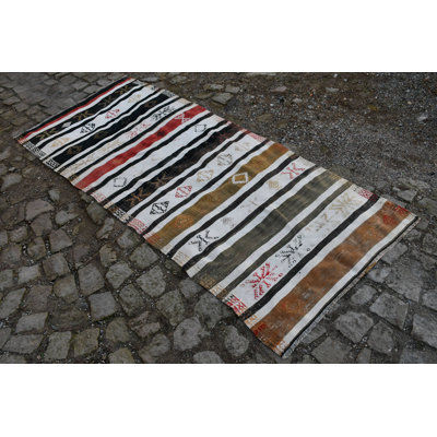 Handmade Vintage Tribal Kilim Rug in Bohemian Style - Authentic Turkish Handicraft Decorative Rug Brown/White