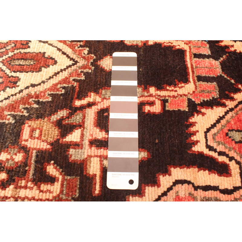 Tapis brun Anadol 3 pi 3 po x 10 pi 2 po
