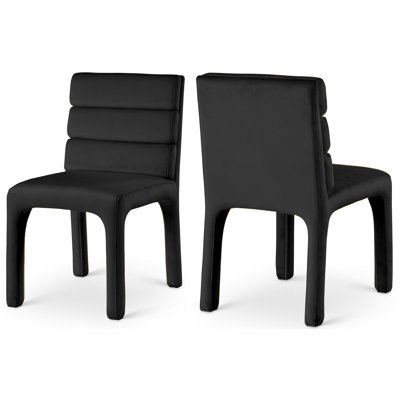 Chaise d'appoint en velours capitonné Kai