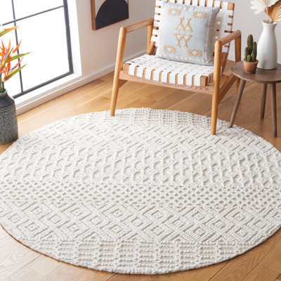 Casablanca Geometric Area Rug In Ivory