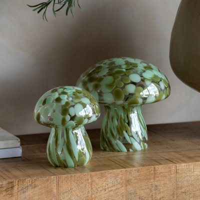 Figurines & Sculptures